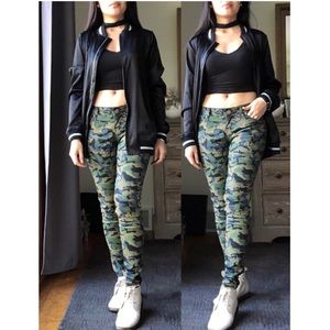 🤩Women’s  Camouflage Skinny Jean🤩